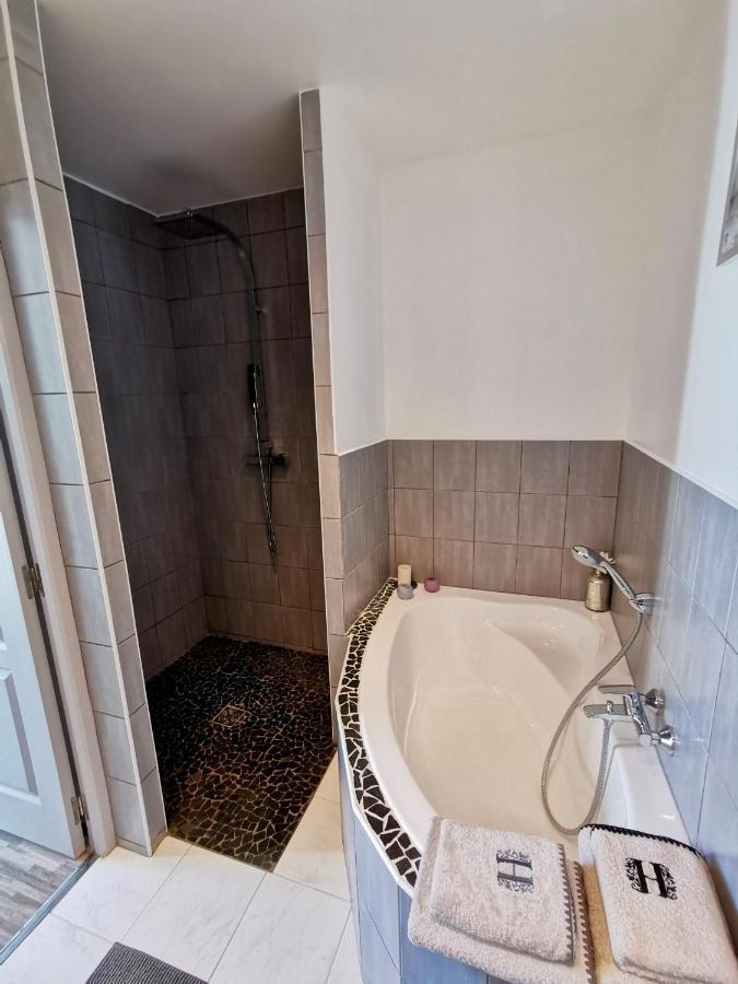 Le Mas Des Loges - Les Vans / Chambonas Dış mekan fotoğraf